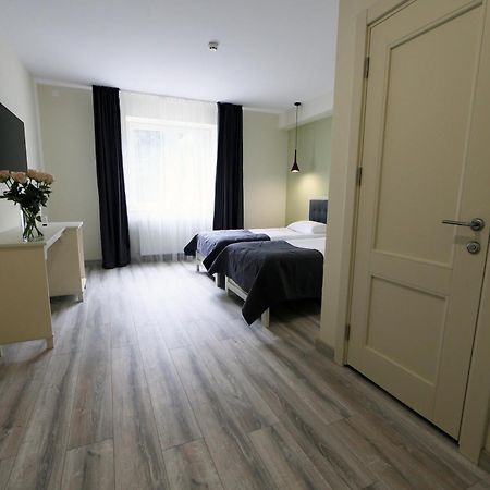 Hotel Golden Lemon Готель Золотий Лимон ลวีฟ ภายนอก รูปภาพ