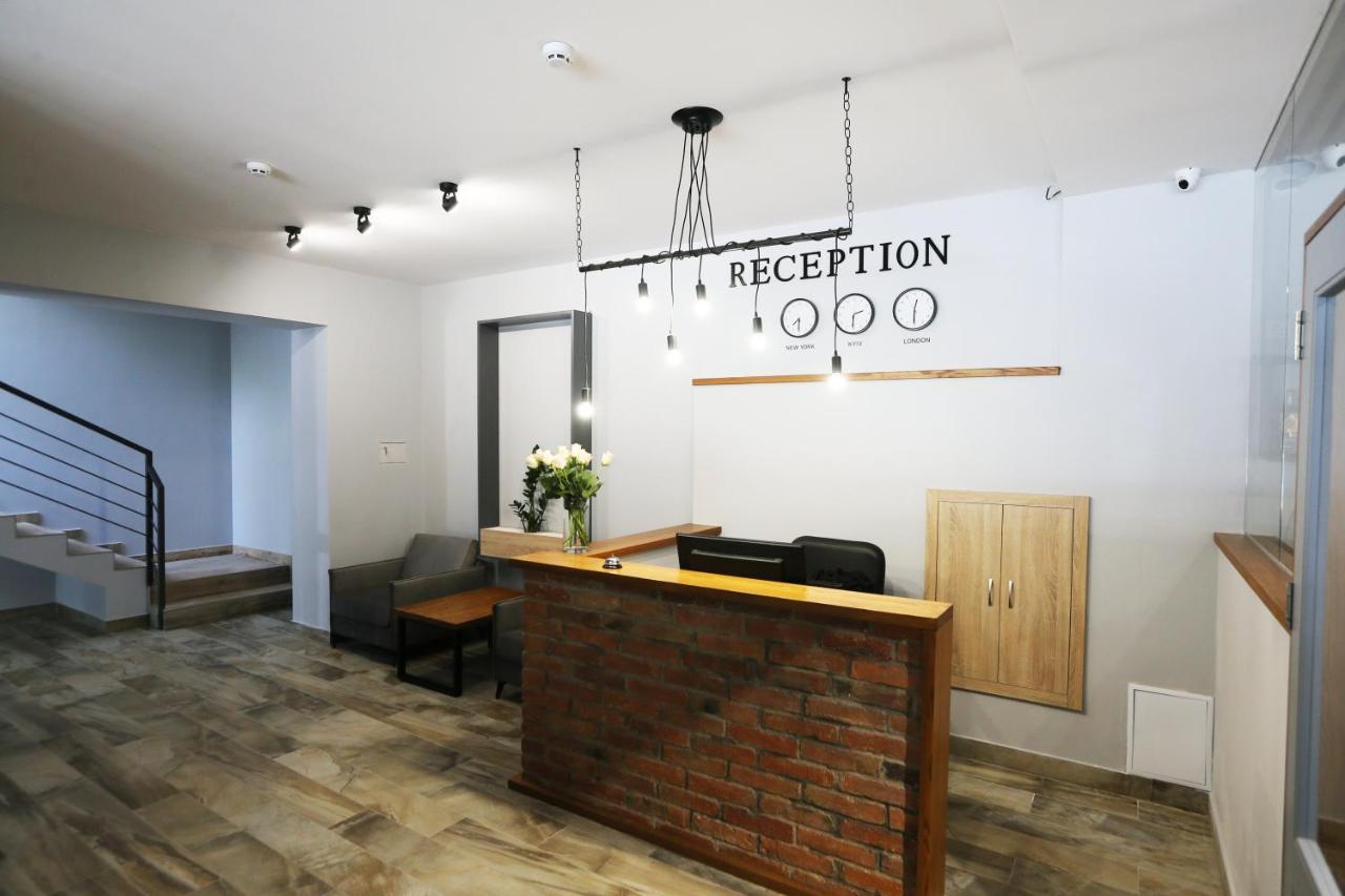 Hotel Golden Lemon Готель Золотий Лимон ลวีฟ ภายนอก รูปภาพ