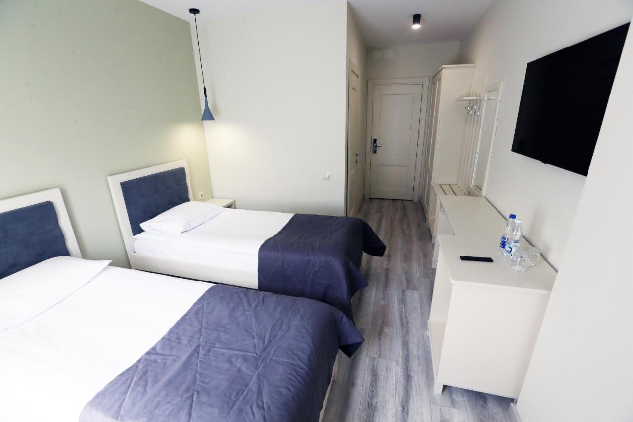 Hotel Golden Lemon Готель Золотий Лимон ลวีฟ ภายนอก รูปภาพ