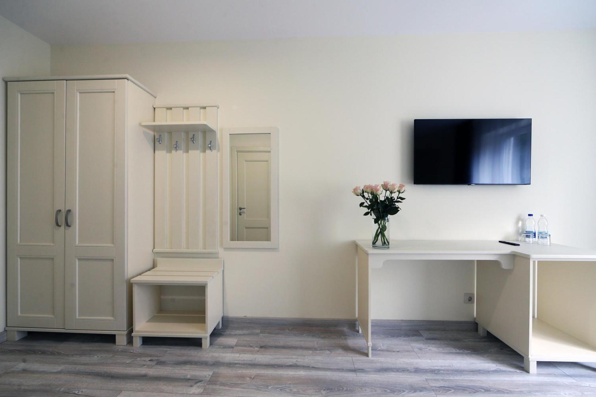 Hotel Golden Lemon Готель Золотий Лимон ลวีฟ ภายนอก รูปภาพ